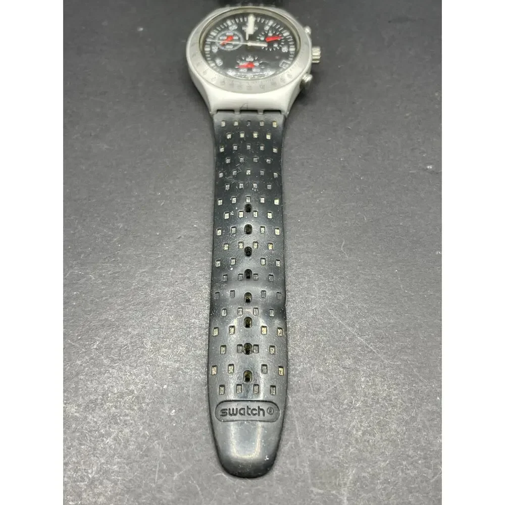 Swatch Irony Chrono Wildly Watch YCS4024 Silver Tone Black Rubber Strap 41mm